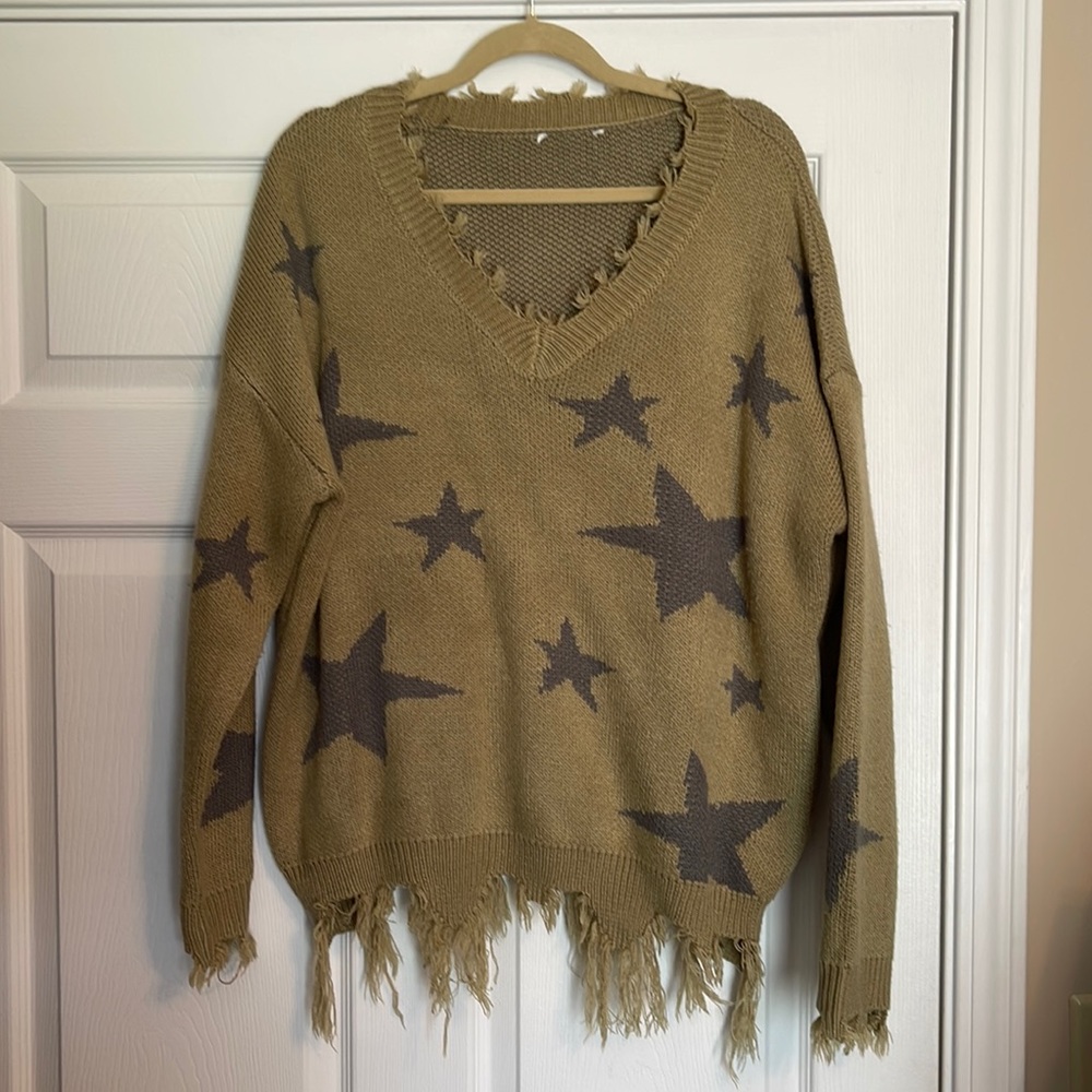 Olive Green Star Fringe V-Neck Sweater Size Large